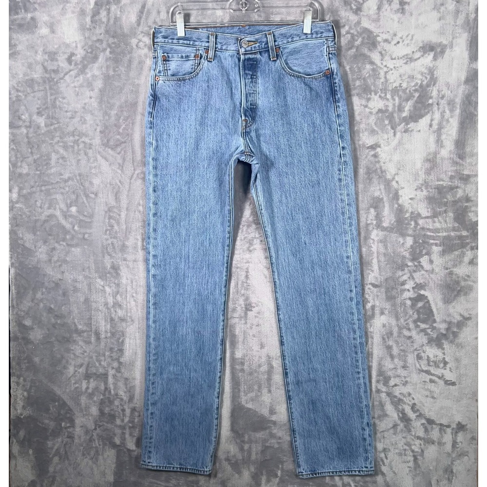 Levis 501 Jeans Mens 32x34 Light Blue Wash Straight Button Fly Original Denim